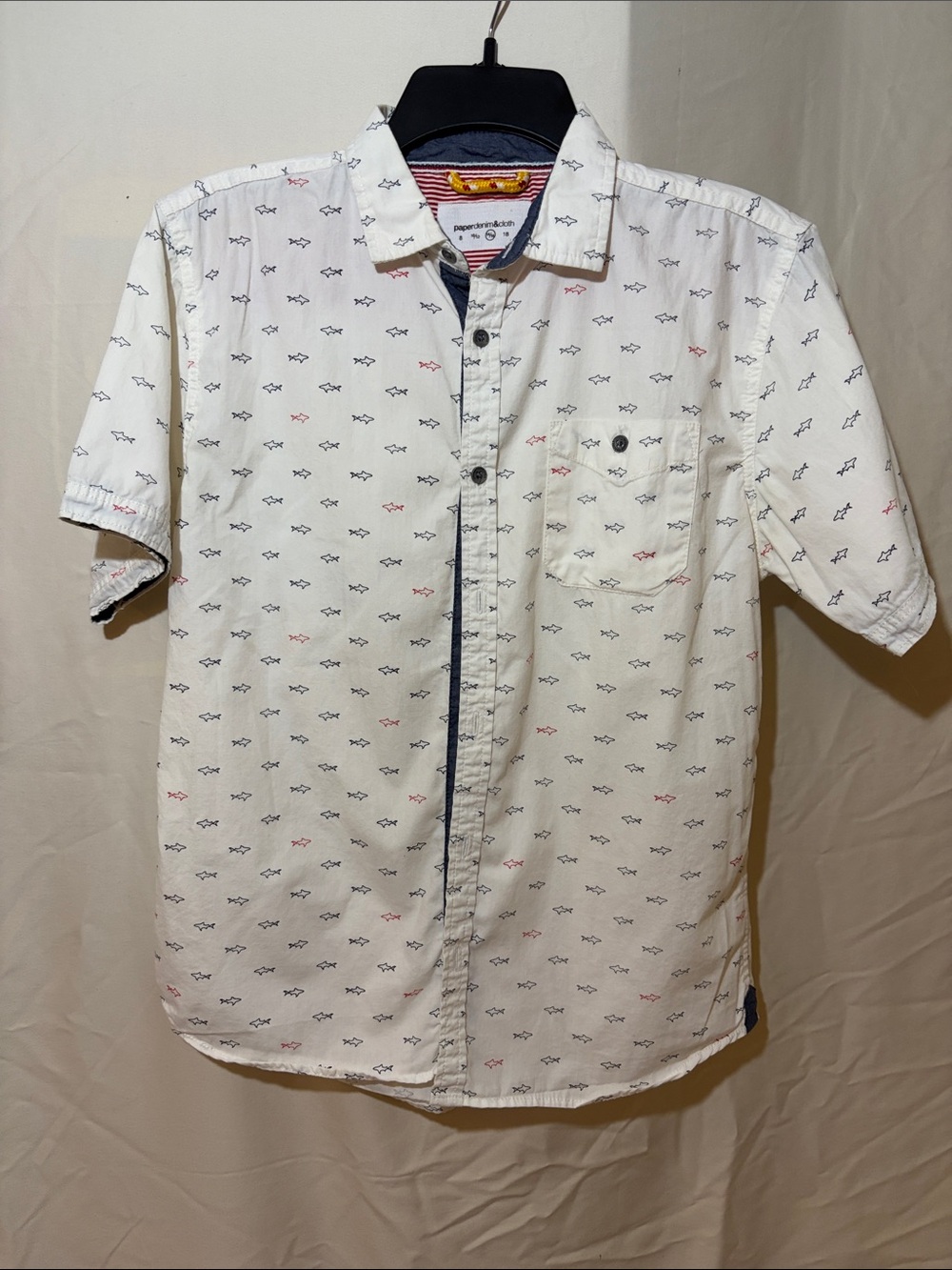 Paper Denim & Cloth White Short-Sleeve Button-Down with Navy & Red Shark Print
